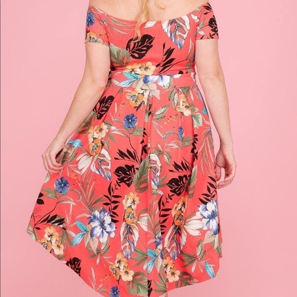 ⬇️ $45 3X Midi Dress - Picture 2 of 4